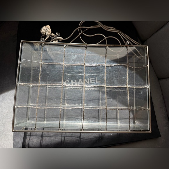 Chanel Lucite and CC charm beaded clutch bag collectors edition - Picture 9 of 17